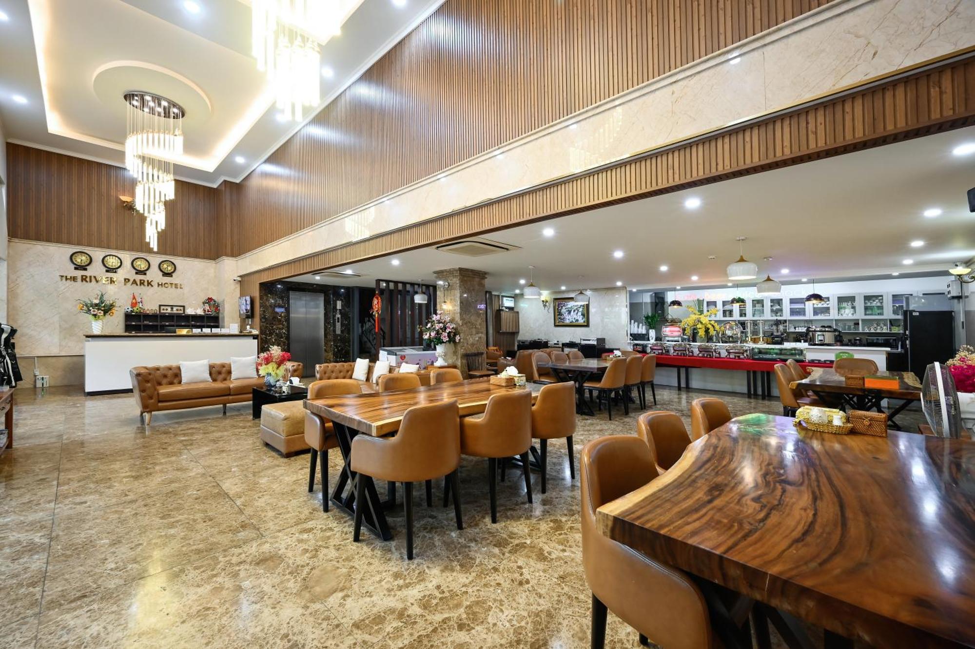 The River Park Hotel ホーチミン市 エクステリア 写真