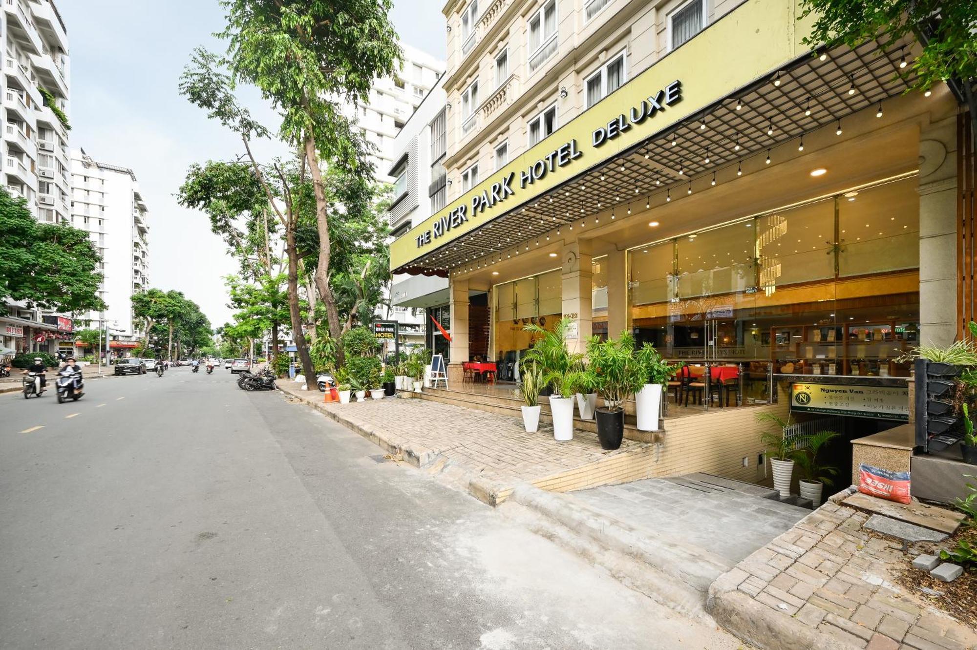 The River Park Hotel ホーチミン市 エクステリア 写真